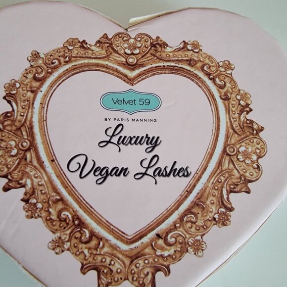 Velvet 59 Luxury Vegan False Eye Lashes Miss Barbie NEW - Picture 5 of 9